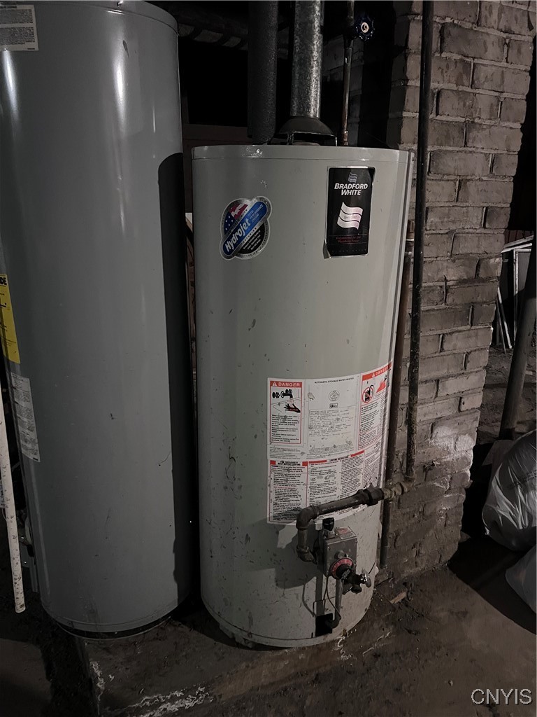 231 Allen Street Syracuse, NY 13210 - Photo 13 of 16