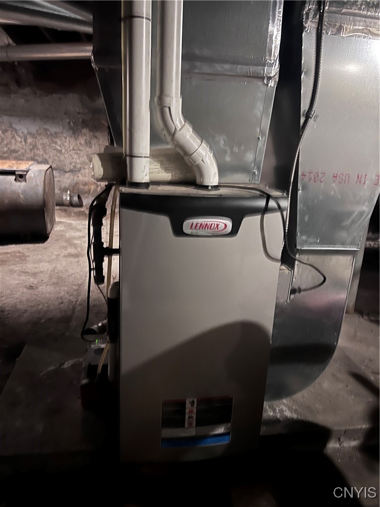 231 Allen Street Syracuse, NY 13210 - Photo 15 of 16