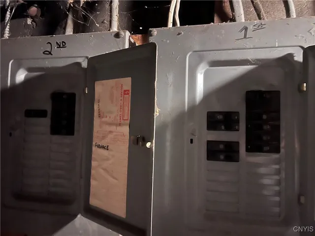 $164,900 | 231 Allen Street, Syracuse, NY 13210