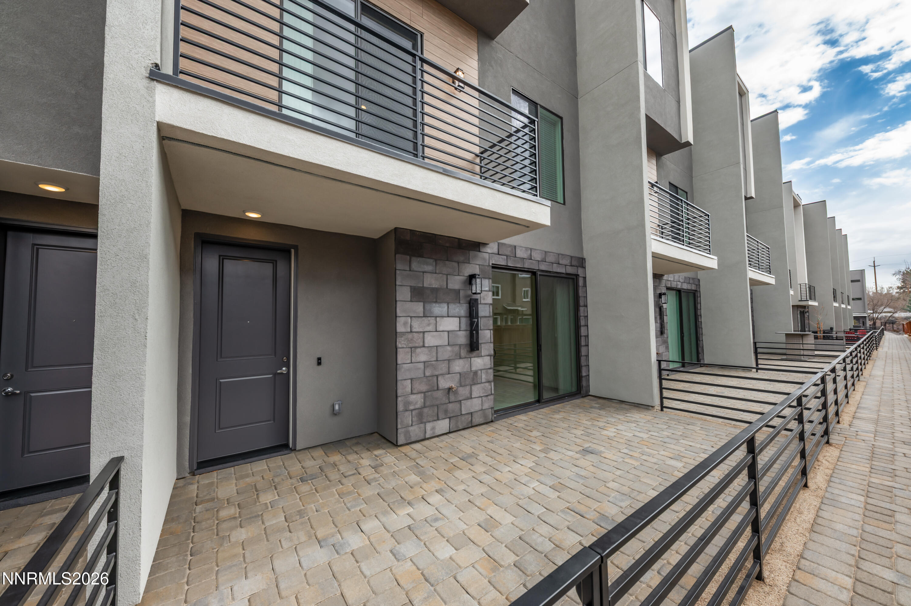 125 Rissone Lane, Unit 47 Reno, NV 89503 - Photo 2 of 4 R-1002