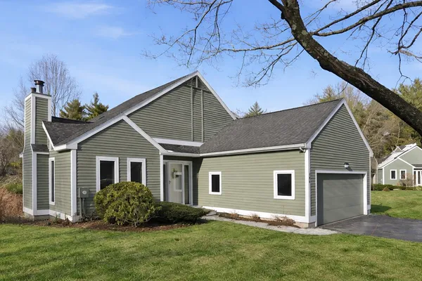 $505,000 | 190 Chase Way, Unit 190, Manchester, NH 03104