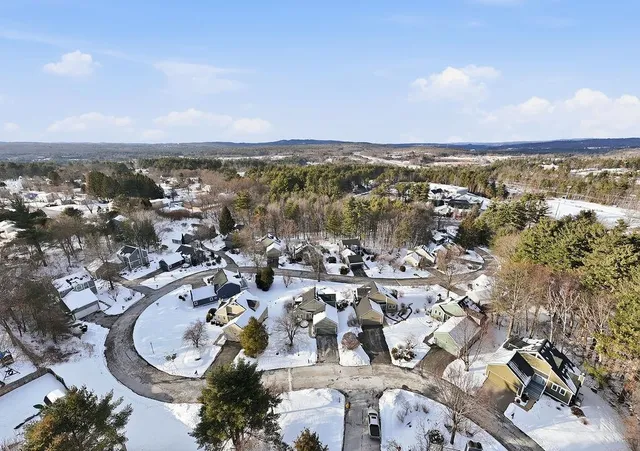 $515,000 | 190 Chase Way, Unit 190, Manchester, NH 03104