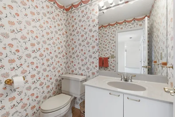 $505,000 | 190 Chase Way, Unit 190, Manchester, NH 03104