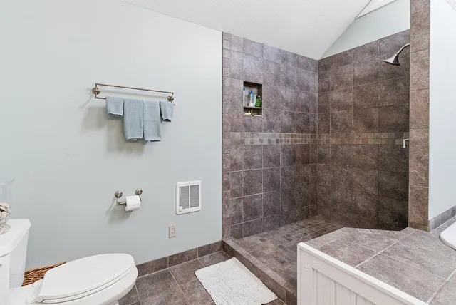 $515,000 | 190 Chase Way, Unit 190, Manchester, NH 03104