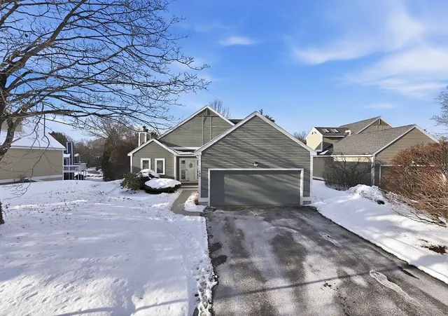 $515,000 | 190 Chase Way, Unit 190, Manchester, NH 03104