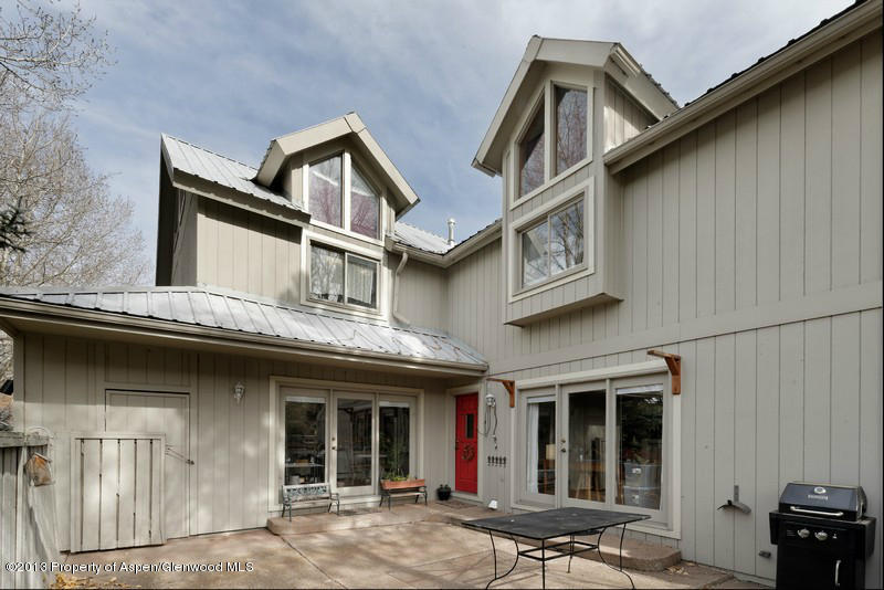 151 Wren Court Basalt, CO 81621 - Photo 13 of 14 Courtyard