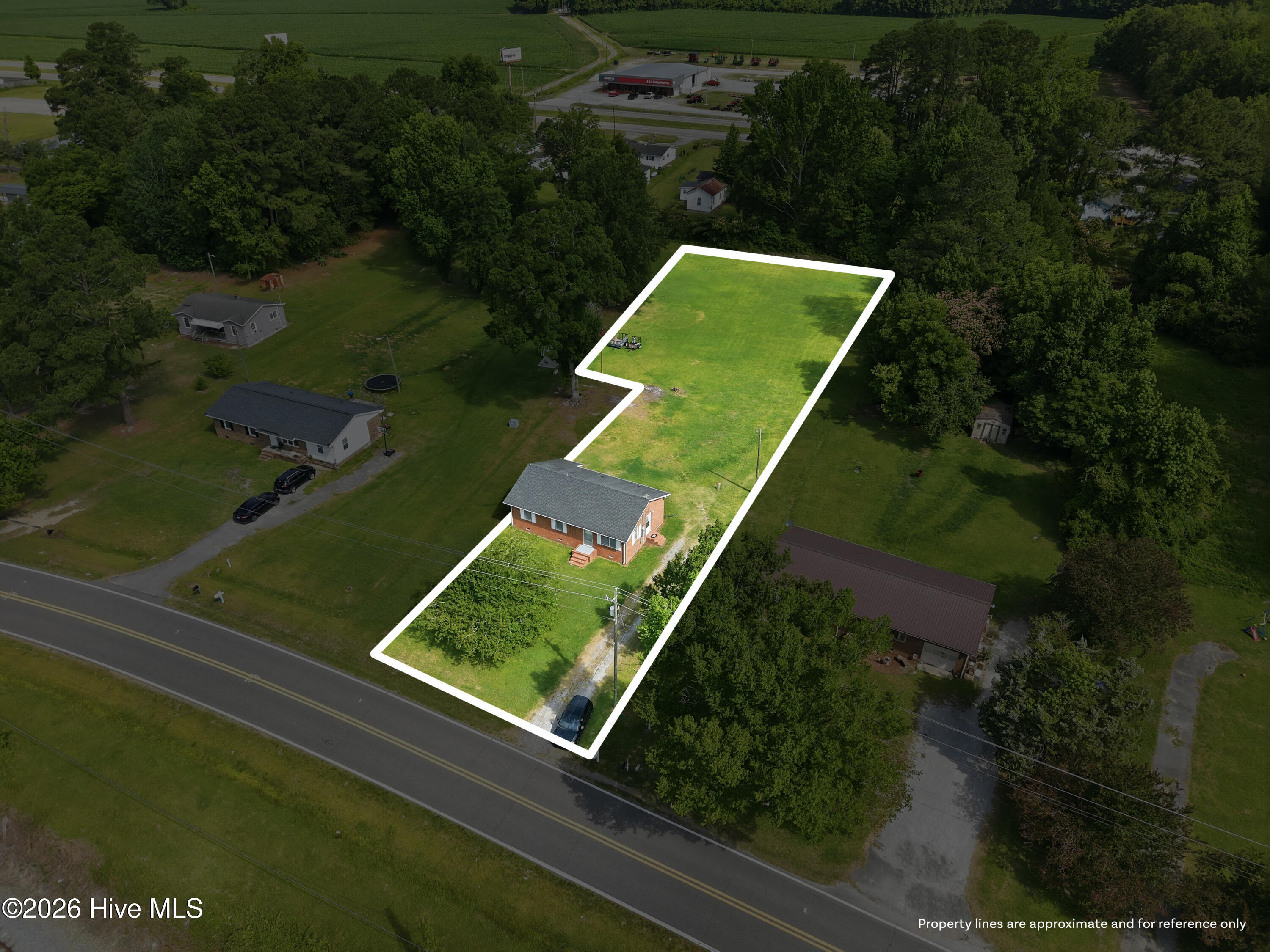 3236 Grainger Station Road Kinston, NC 28501 - Photo 5 of 29