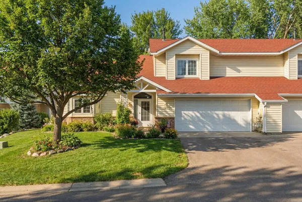 $315,000 | 732 East Nicollet Boulevard, Burnsville, MN 55337