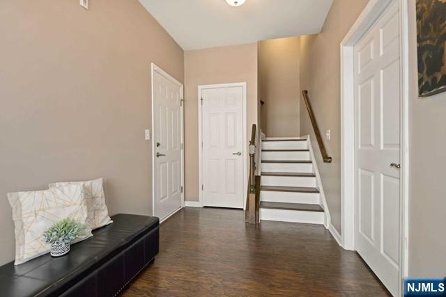 44 Truman Drive Wood-Ridge, NJ 07075 - Photo 7 of 49