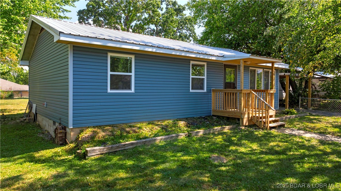 50 Hazel Street Camdenton, MO 65020 - Photo 2 of 48 Front of house