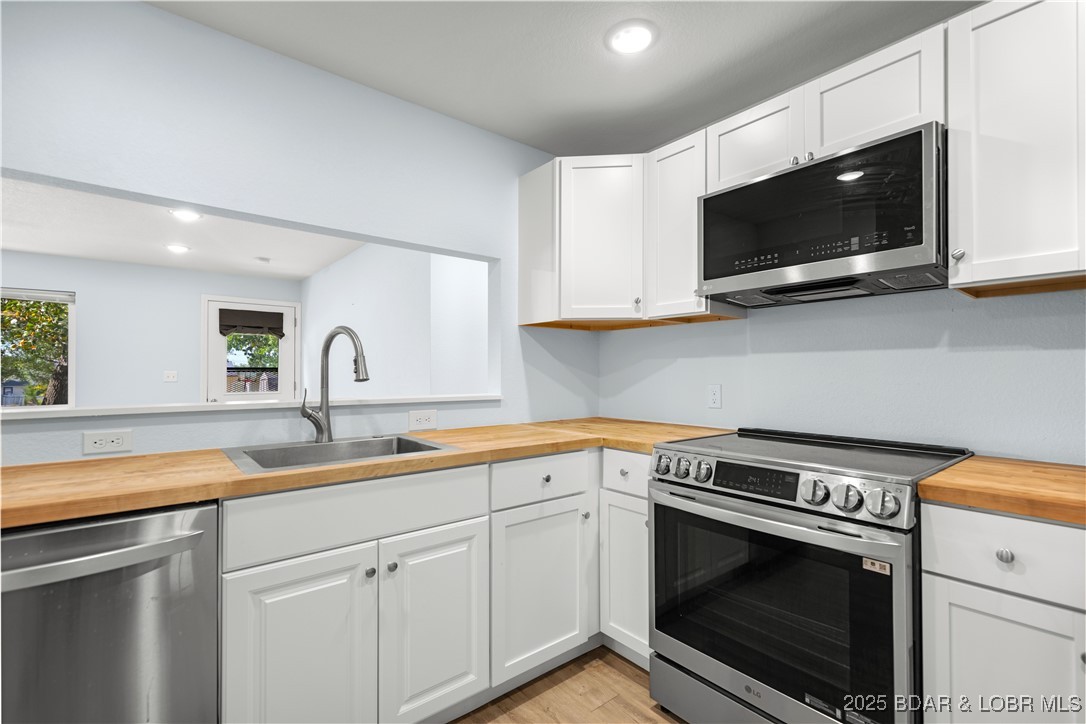 50 Hazel Street Camdenton, MO 65020 - Photo 8 of 48 Kitchen