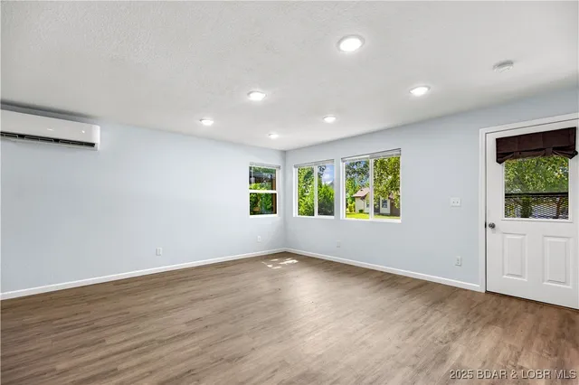 $235,000 | 50 Hazel Street, Camdenton, MO 65020