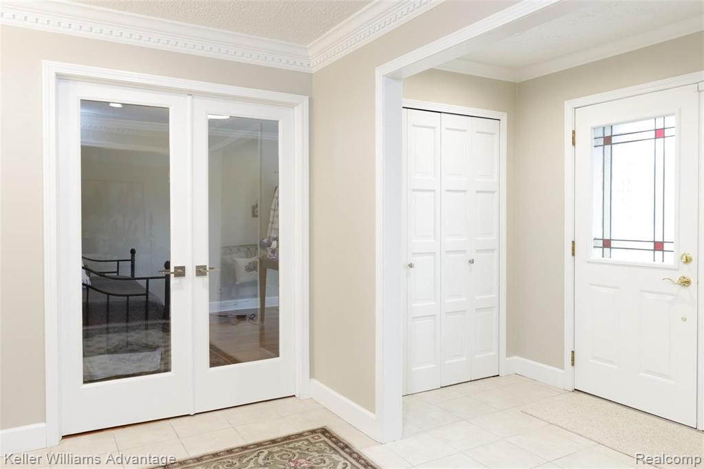 25325 Rutledge Crossing Farmington Hills, MI 48335 - Photo 18 of 56