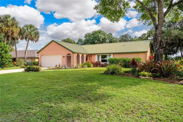 $354,900 | 4559 Springview Circle, LaBelle, FL 33935