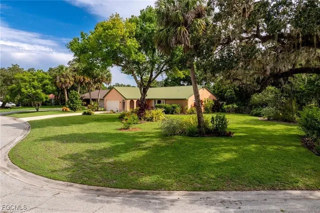 $354,900 | 4559 Springview Circle, LaBelle, FL 33935