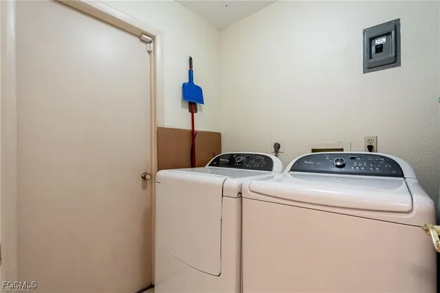 $354,900 | 4559 Springview Circle, LaBelle, FL 33935