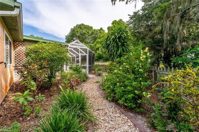 $354,900 | 4559 Springview Circle, LaBelle, FL 33935