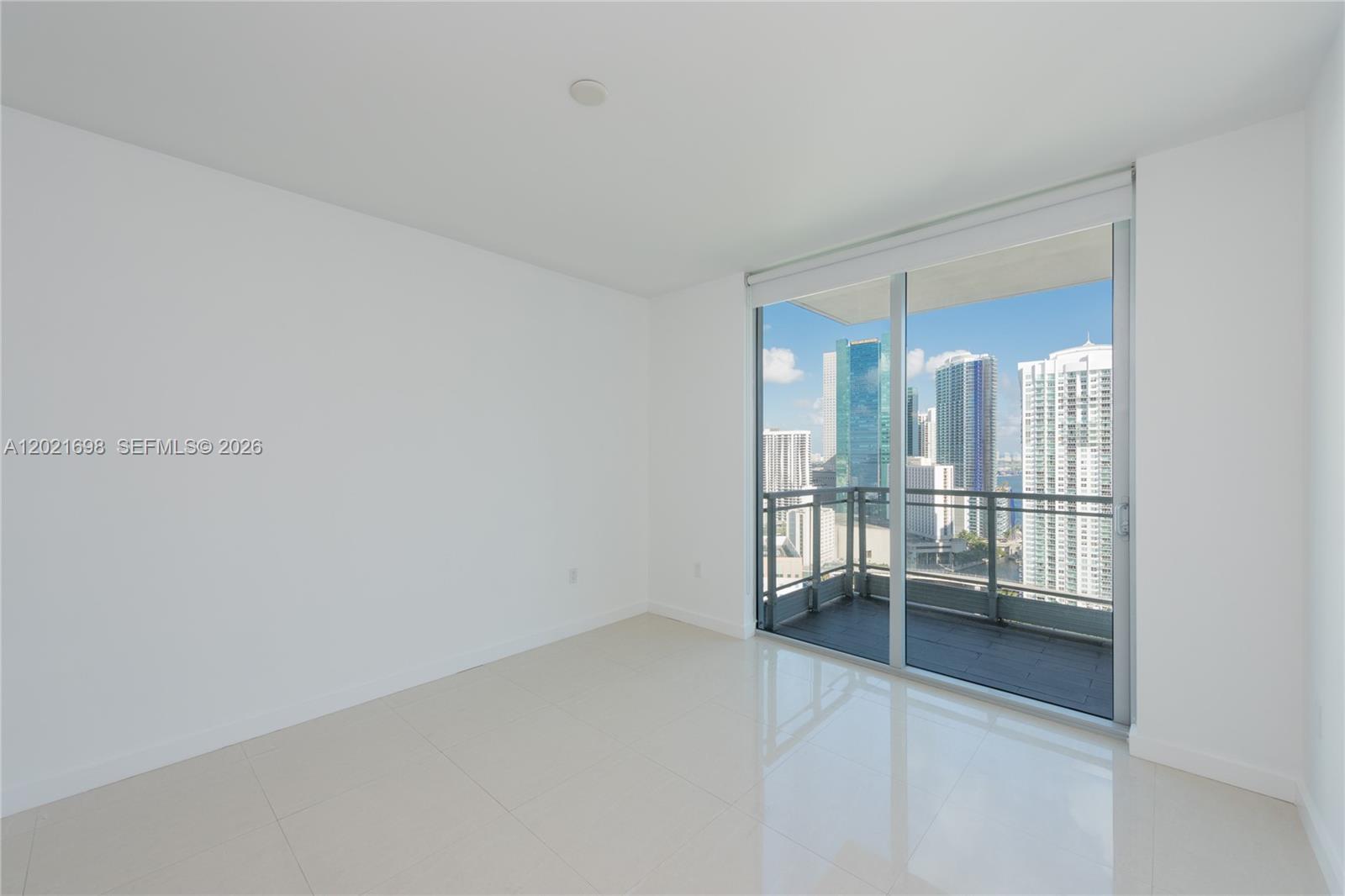92 Southwest 3rd Street, Unit 2812 Miami, FL 33130 - Photo 9 of 23