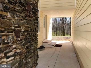 5 Snydertown Road Hopewell, NJ 08525 - Photo 4 of 22 Gallery Image 4