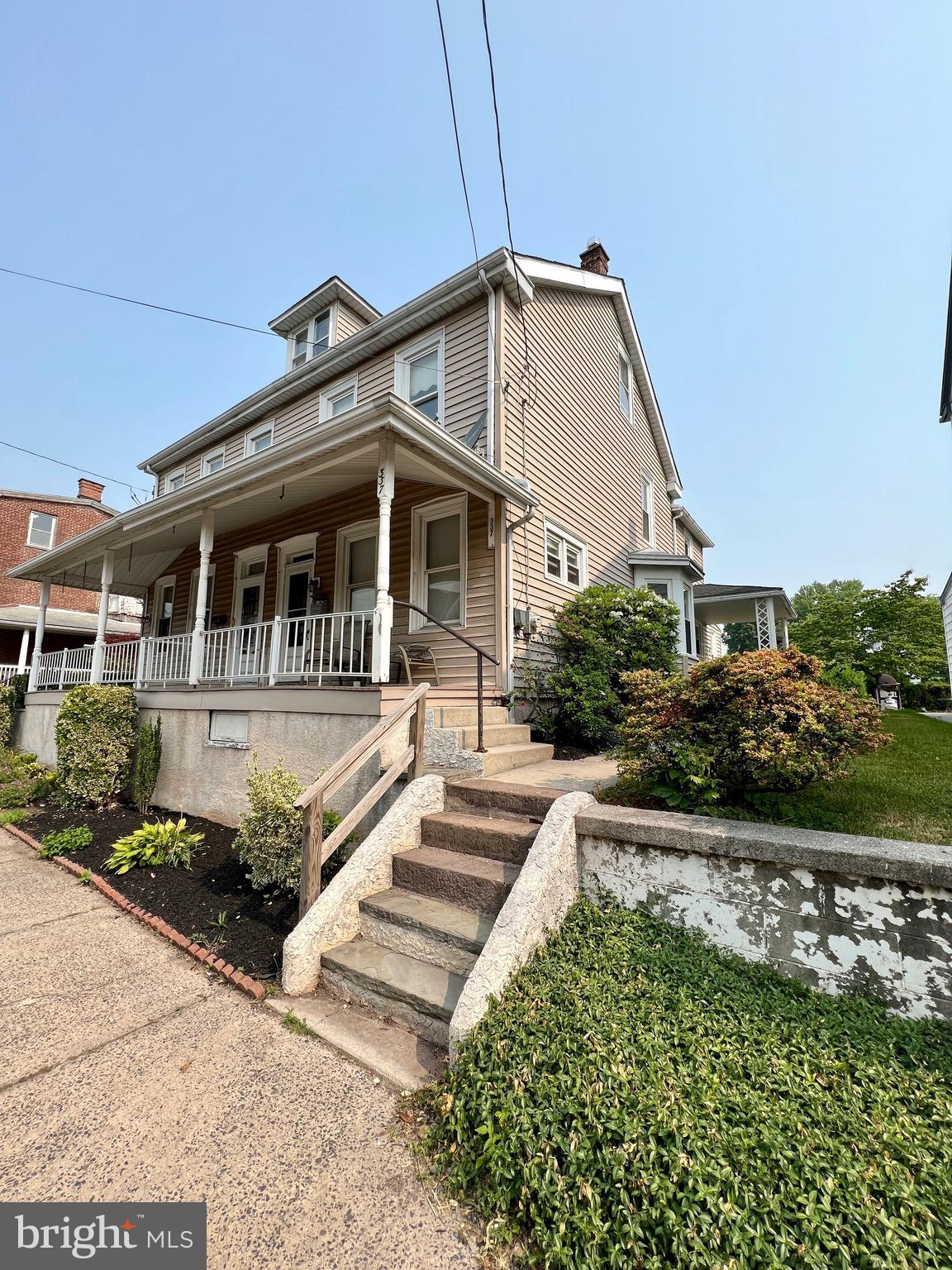 337 Bridge Street Spring City, PA 19475 - Photo 2 of 15