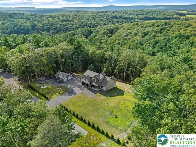wooden floor and closet in a room
