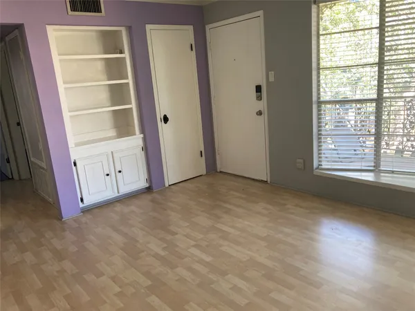 $1,300 | 800 Post Oak Boulevard, Unit 50, Houston, TX 77056