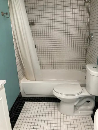 $1,300 | 800 Post Oak Boulevard, Unit 50, Houston, TX 77056