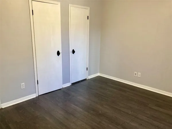 $1,300 | 800 Post Oak Boulevard, Unit 50, Houston, TX 77056