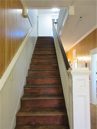 a view of entryway