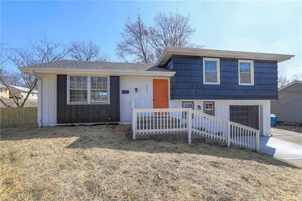 $247,500 | 5121 South Cottage Avenue, Independence, MO 64055