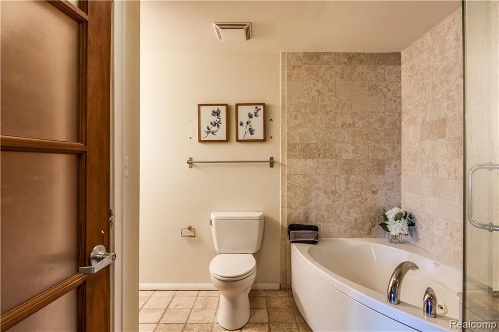 2915 John R Street, Unit 201 Detroit, MI 48201 - Photo 25 of 37