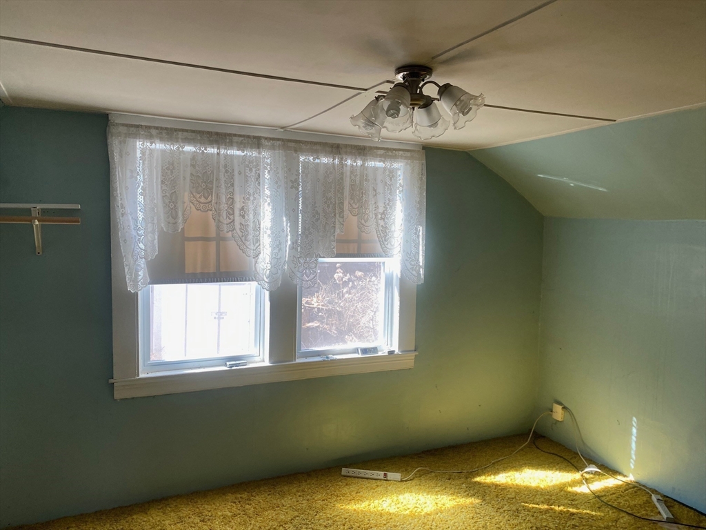 100 College Farm Road Waltham, MA 02451 - Photo 9 of 12 Gallery Image 9