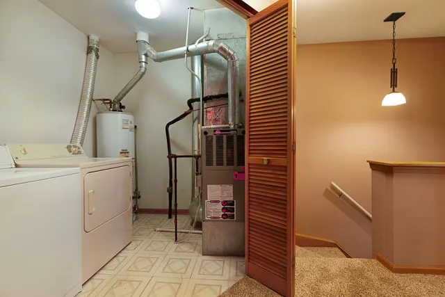 $225,000 | 1911 Mayan Court, Unit 1911, Joliet, IL 60435