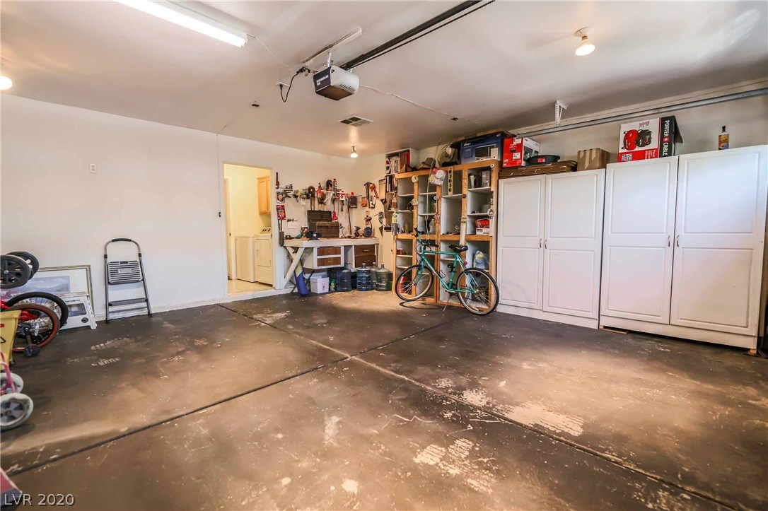 7229 Falling Timber Court Las Vegas, NV 89113 - Photo 32 of 40