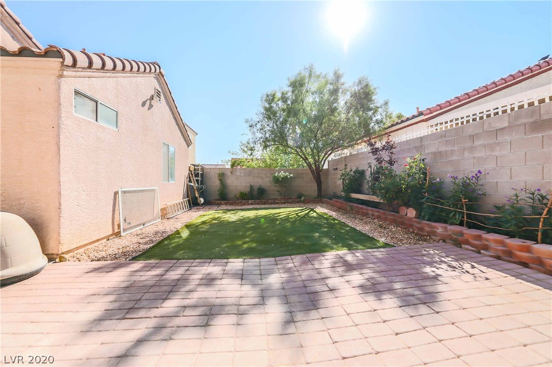 7229 Falling Timber Court Las Vegas, NV 89113 - Photo 37 of 40