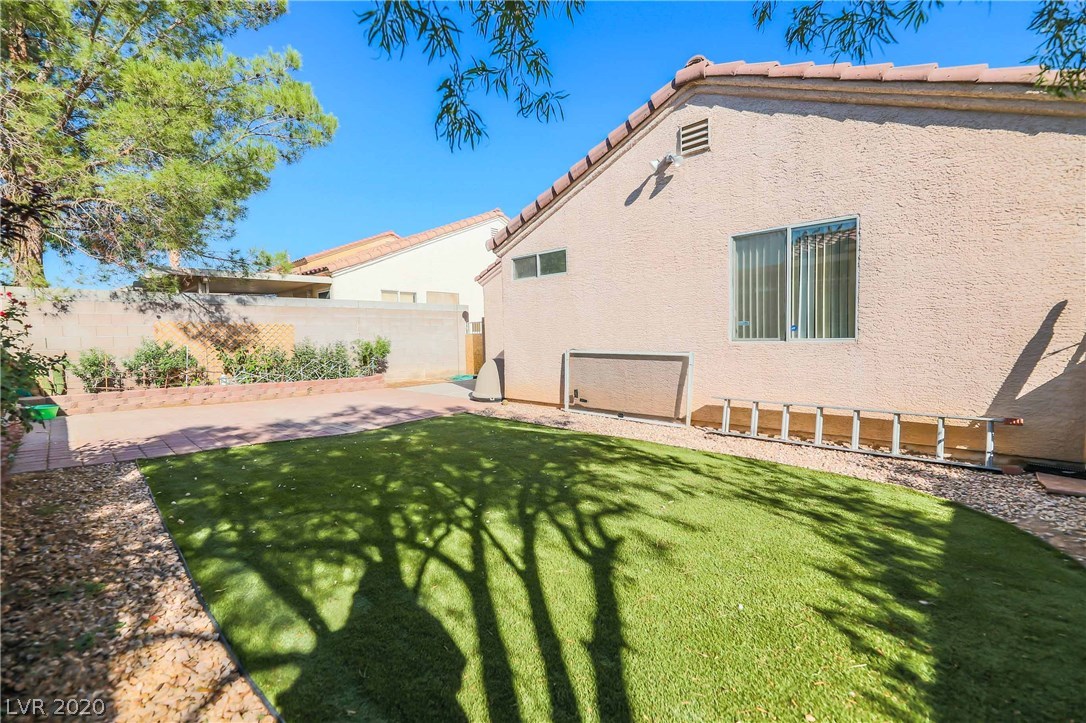 7229 Falling Timber Court Las Vegas, NV 89113 - Photo 39 of 40