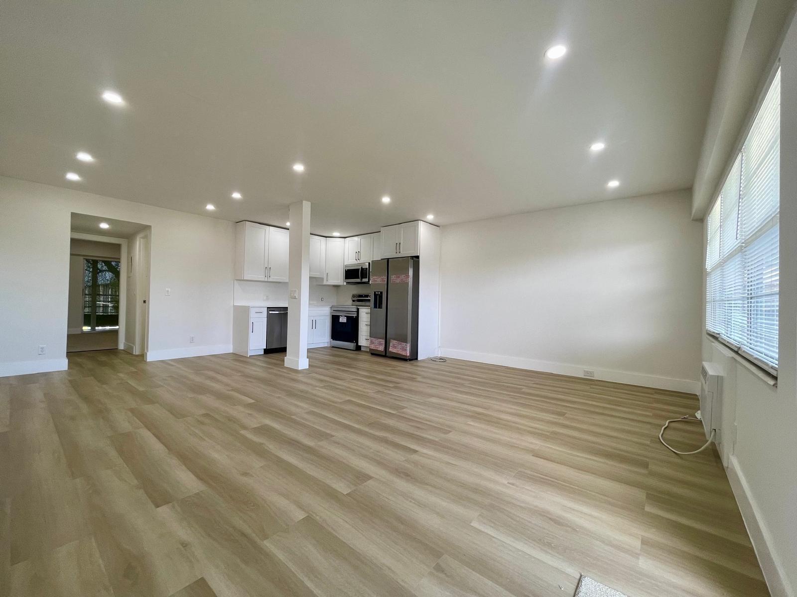 328 Brighton East, Unit H Boca Raton, FL 33434 - Photo 25 of 51 IMG-20250722-WA0029