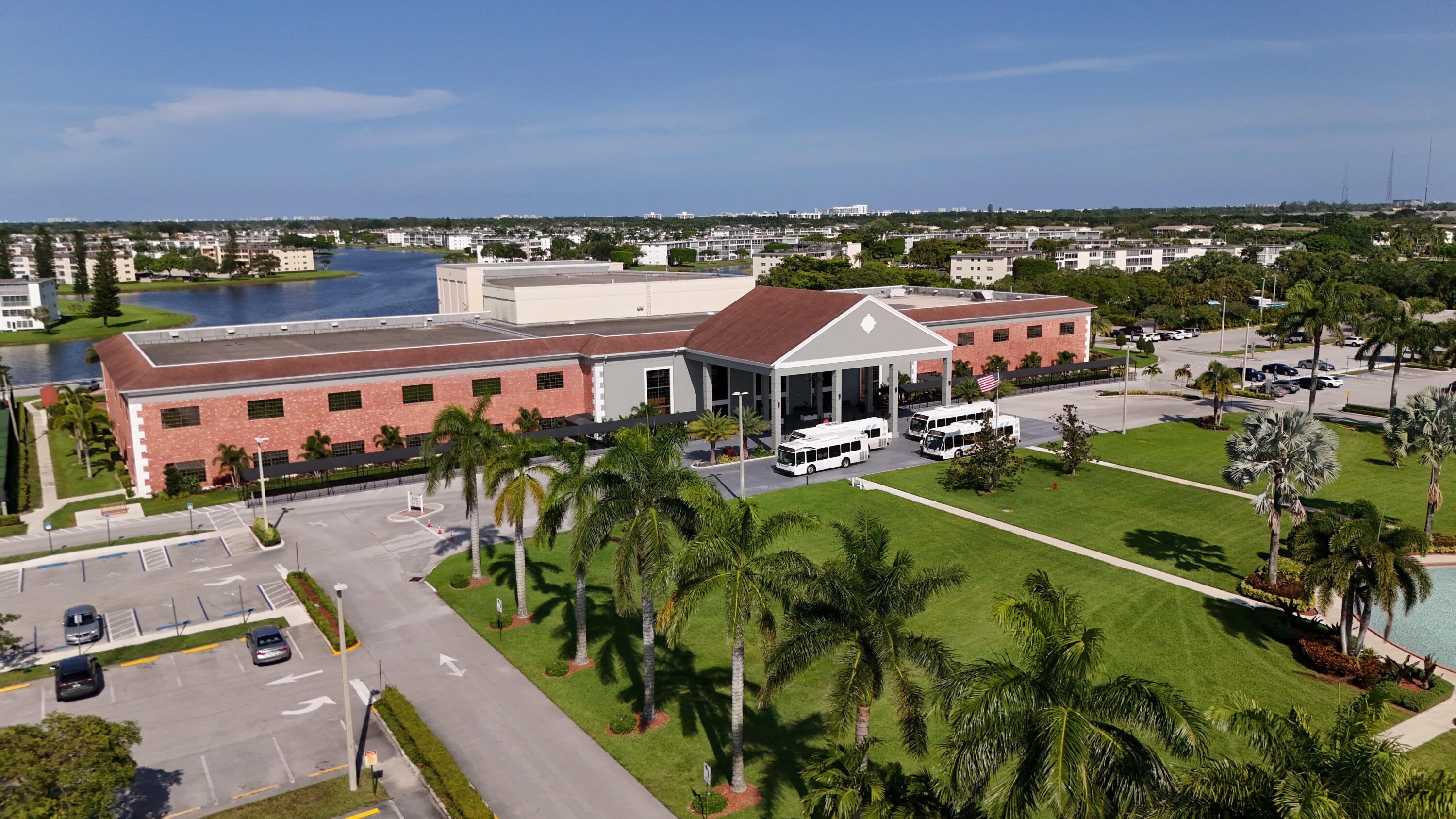 328 Brighton East, Unit H Boca Raton, FL 33434 - Photo 8 of 51 Photo Jul 07 2025, 4 54 48 PM