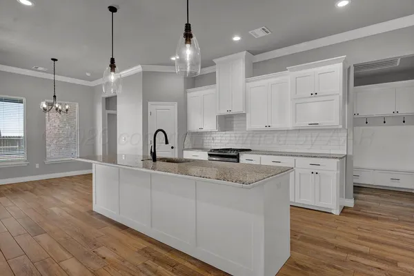 $570,000 | 9881 Copper Crk Drive, Amarillo, TX 79119