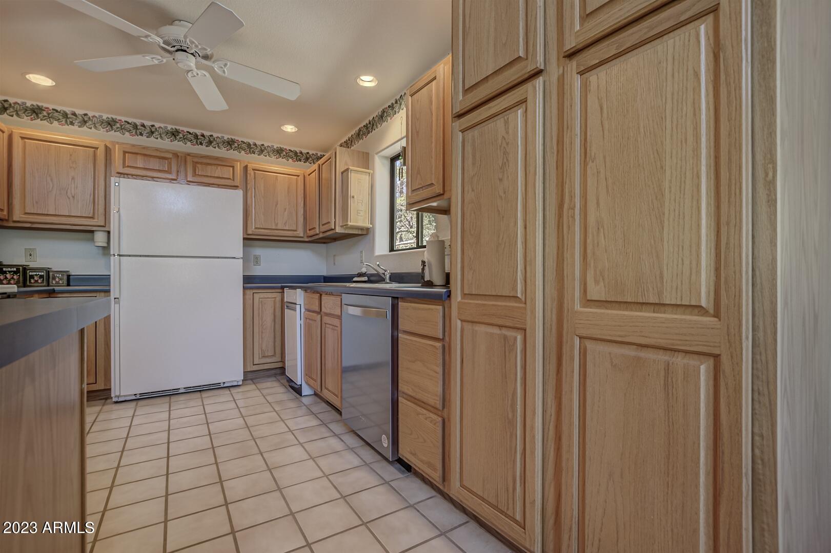 6339 Sharyn Road Pine, AZ 85544 - Photo 13 of 68 IMG_ 9