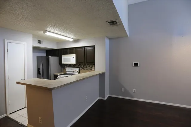 $175,000 | 3406 Country Club Drive West, Unit 272, Irving, TX 75038