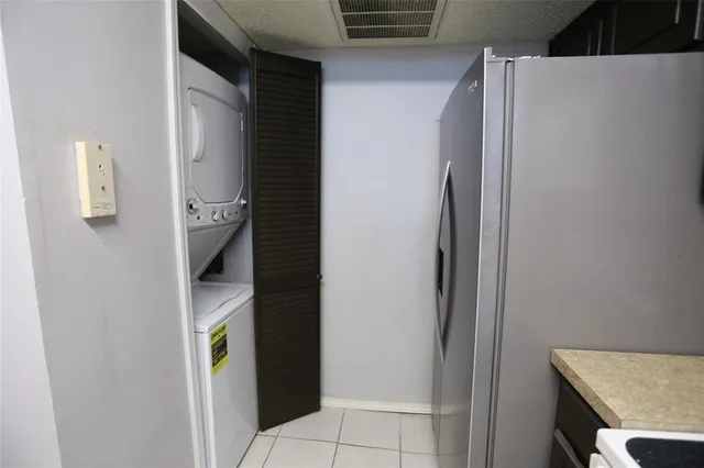 $175,000 | 3406 Country Club Drive West, Unit 272, Irving, TX 75038