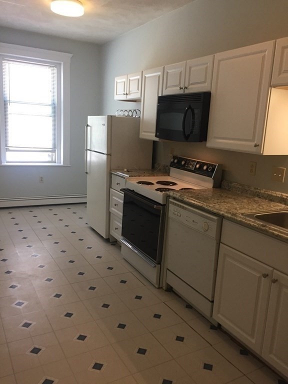 8 Ransom Road, Unit 3 Boston, MA 02135 - Photo 6 of 14 Gallery Image 6