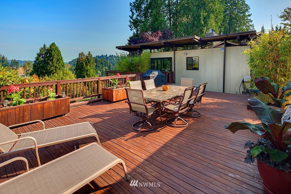 9340 Odin Way Bothell, WA 98011 - Photo 1 of 15 Gallery Image 1