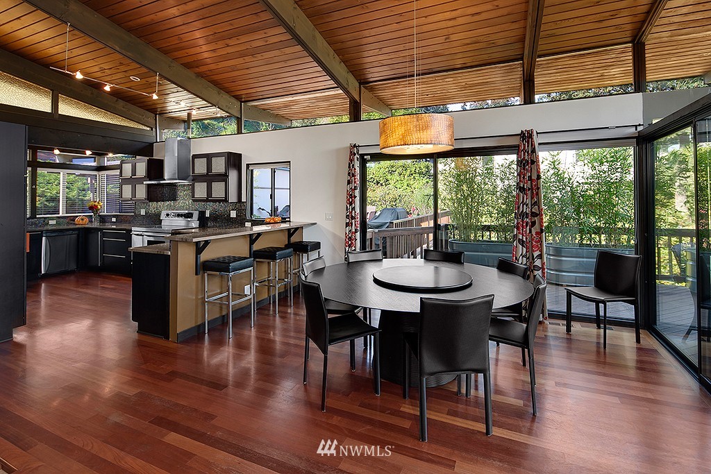 9340 Odin Way Bothell, WA 98011 - Photo 4 of 15 Gallery Image 4