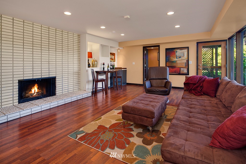 9340 Odin Way Bothell, WA 98011 - Photo 8 of 15 Gallery Image 8