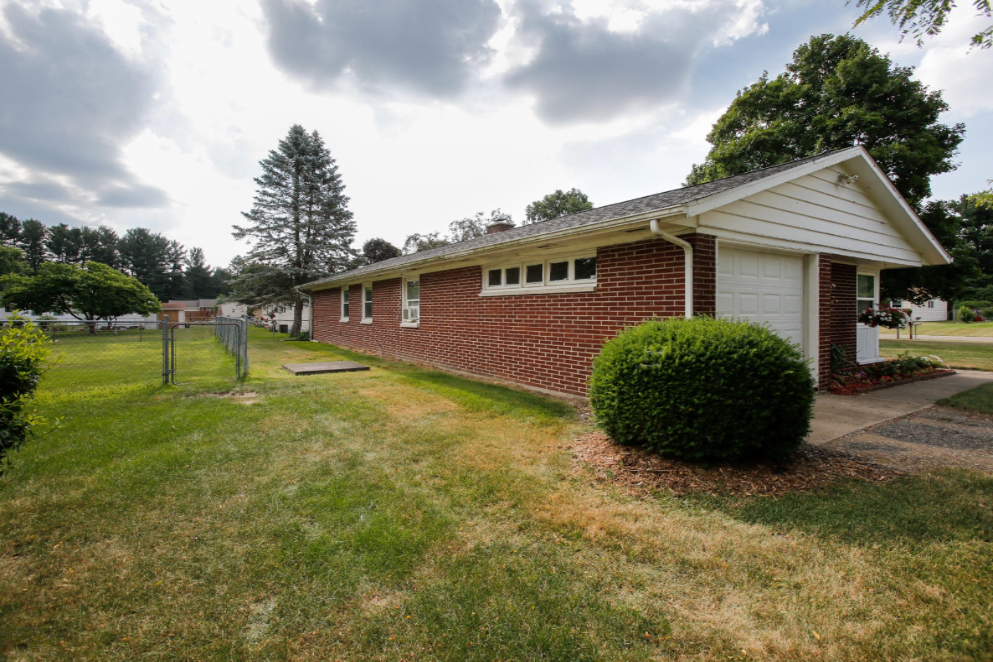 3645 Pinto Road Kalamazoo, MI 49004 - Photo 23 of 24 3645 pinto road-123