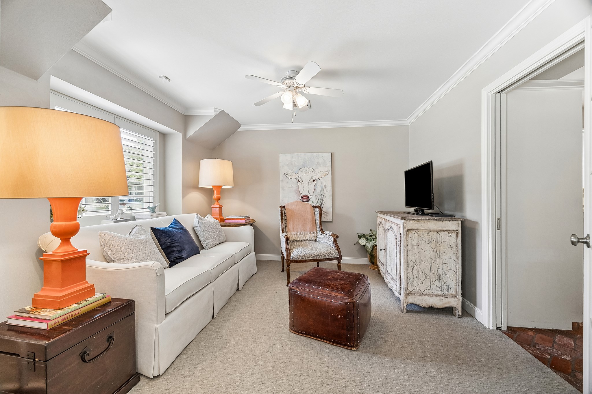 12615 Taylorcrest Road Houston, TX 77024 - Photo 7 of 29 Flex room, just off the formal dining.