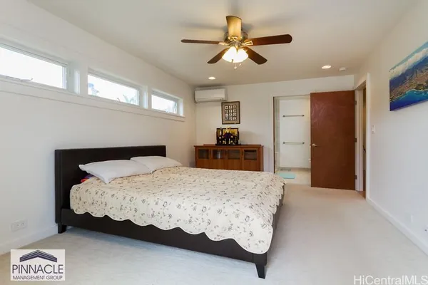 $7,200 | 984 Waiholo Street, Honolulu, HI 96821