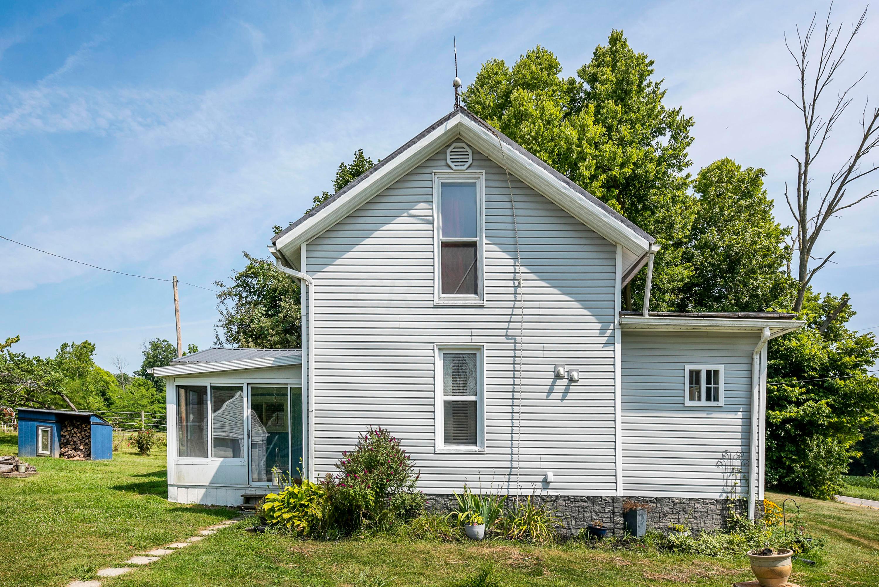 7495 Basil Road Northwest Baltimore, OH 43105 - Photo 4 of 26 Gallery Image 4
